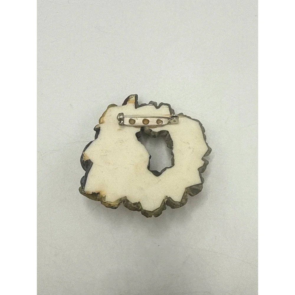 Vintage Frog Lily Pad Wreath Brooch Pin Resin Cottagecore Nature Jewelry